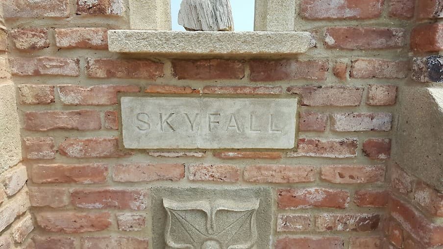Island Memorials